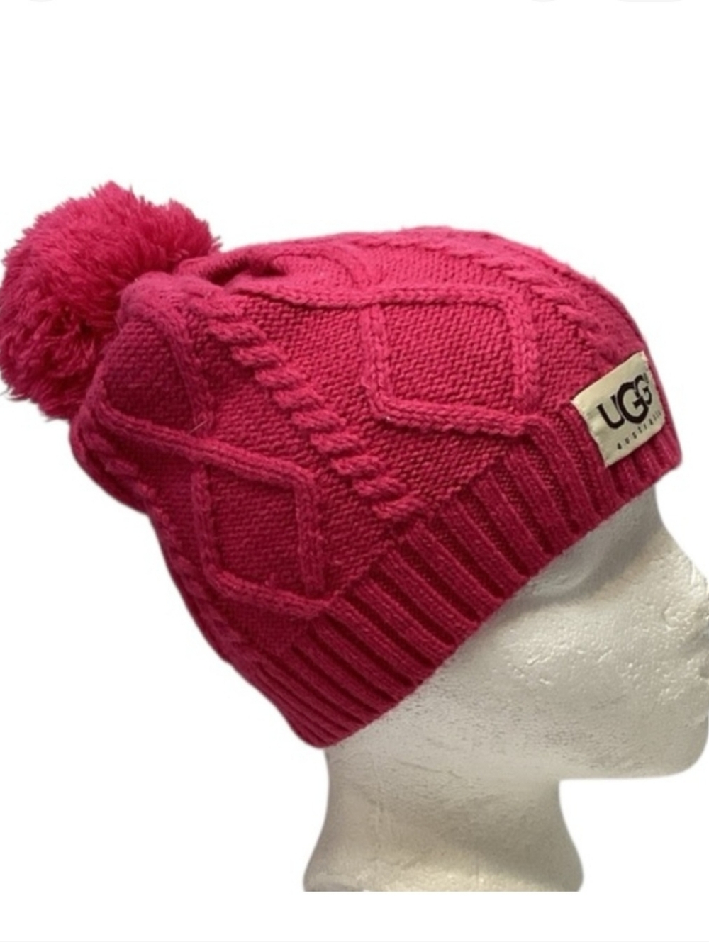 💚 UGG Cable Knit Pom Beanie